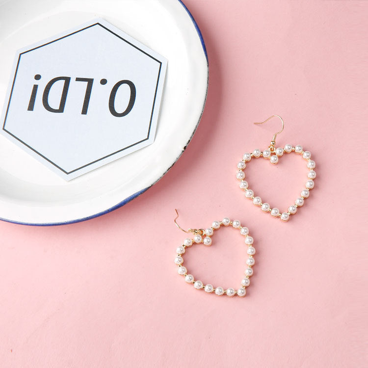 Peach Heart Pearl Pierced Earrings
