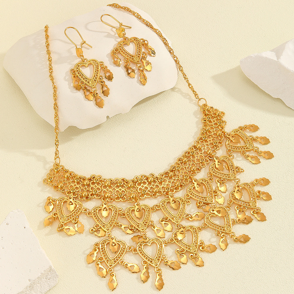 Luxury Heart Shaped Necklace & Earrings Set