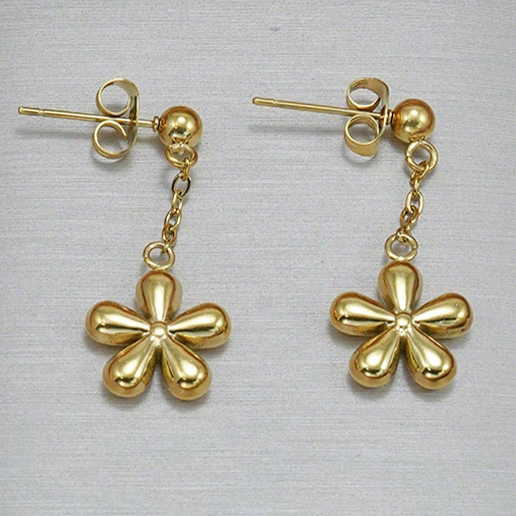 Dainty Flower Pendant Necklace And Earrings Set